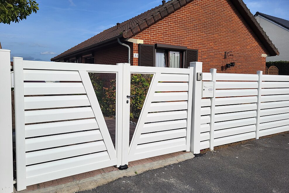 Portail Aluminium Contemporain