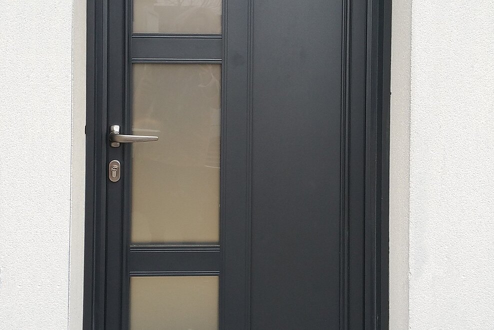 Porte d'entrée Aluminium Créative contemporaine ligne Graphik