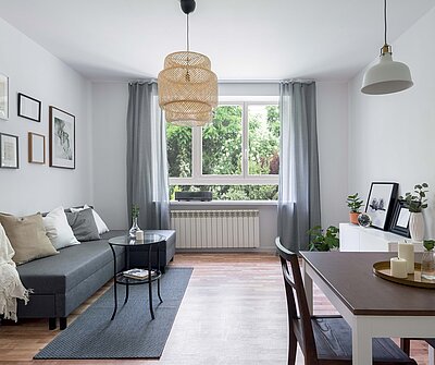 fenêtre PVC blanc vue intérieure
