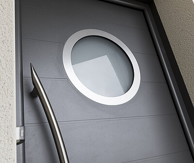 focus hublot porte d'entrée