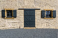 {subject.images[0].originalResource.alternative}