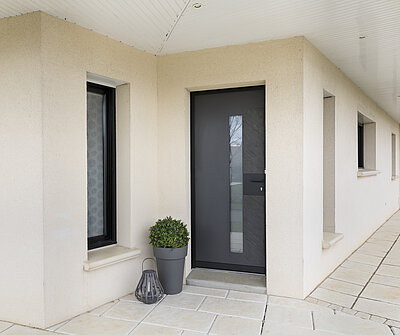 maison contemporaine porte d'entrée ALU